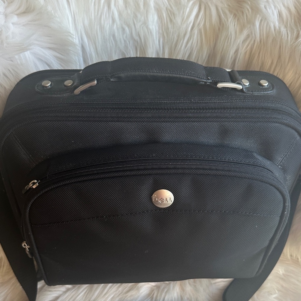 Dell Black Compact Laptop Briefcase with Shoulder Strap